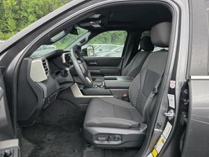 صورة 3 لـ 2025 Toyota SEQUOIA SR5