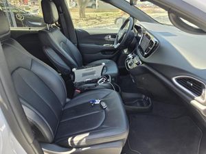 CHRYSLER PACIFICA SELECT - 3