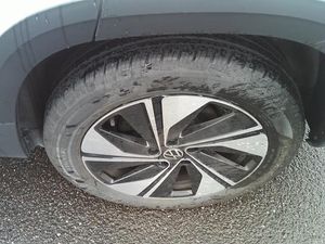صورة 16 لـ 2025 Volkswagen TAOS SE