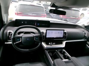 FORD EXPEDITION PLATINUM - 4