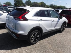 MITSUBISHI ECLIPSE CROSS - 2