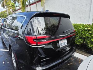 CHRYSLER PACIFICA SELECT - 2