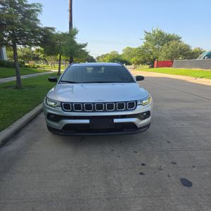 صورة 8 لـ 2024 JEEP COMPASS LATITUDE