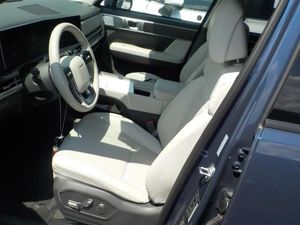 2025 Hyundai SANTA FE SEL 照片 3