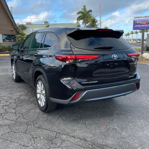 Toyota Highlander Limited - 3