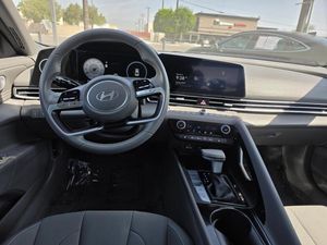 HYUNDAI ELANTRA SEL CONVENIENCE - 4