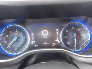 CHRYSLER PACIFICA TOURING L - 5