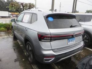 صورة 20 لـ 2025 Volkswagen TAOS SE