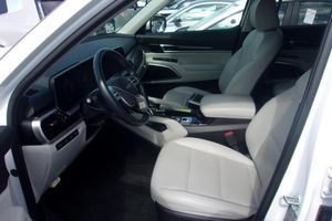 صورة 3 لـ 2025 KIA TELLURIDE S