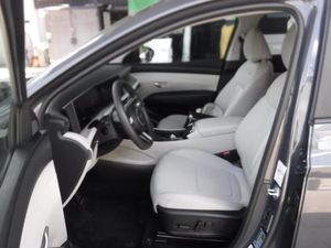 2025 Hyundai TUCSON SEL 照片 3