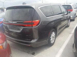 CHRYSLER PACIFICA TOURING L - 2