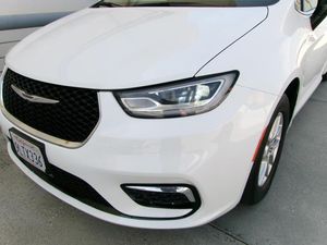 CHRYSLER PACIFICA TOURING L - 1