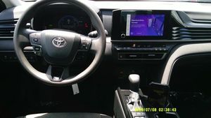 صورة 4 لـ 2025 Toyota CAMRY LE