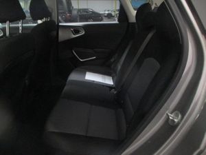 صورة 16 لـ 2023 KIA SOUL