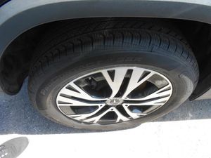 MERCEDES-BENZ GLA - 10