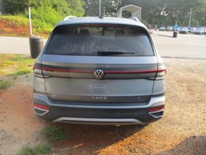 2025 Volkswagen TAOS SE — миниатюра 16