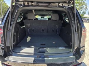 CHEVROLET SUBURBAN - 6