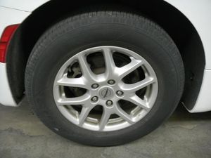 CHRYSLER PACIFICA TOURING L - 8