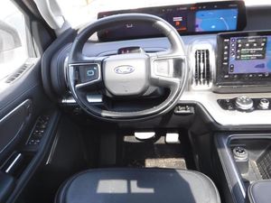 FORD EXPEDITION PLATINUM - 4