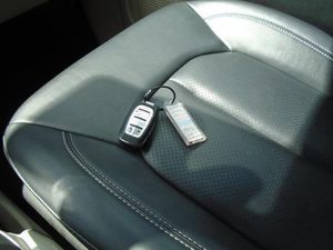 CHRYSLER PACIFICA TOURING L - 8