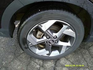 HYUNDAI VENUE SE - 9