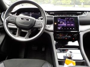 2025 JEEP GRAND CHEROKEE ALTITUDE 照片 4
