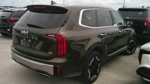 صورة 2 لـ 2025 KIA TELLURIDE S