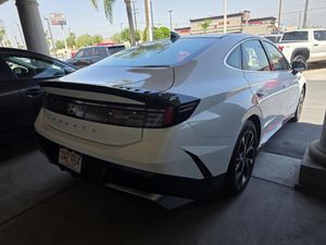 HYUNDAI SONATA SEL - 2