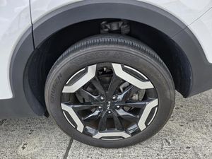 صورة 9 لـ 2025 KIA TELLURIDE S