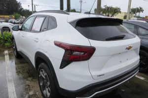 صورة 27 لـ 2025 Chevrolet TRAX LT