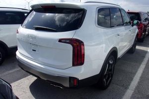 صورة 2 لـ 2025 KIA TELLURIDE S