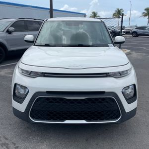 2022 KIA SOUL LX photo 8