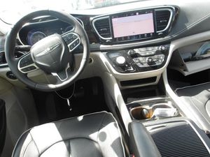 CHRYSLER PACIFICA LIMITED - 8