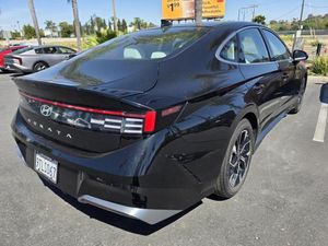 HYUNDAI SONATA SEL - 2