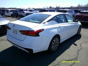 NISSAN ALTIMA SV - 2