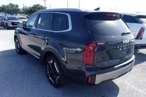 صورة مصغرة 19 لـ 2025 KIA TELLURIDE S