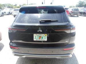 2025 Mitsubishi OUTLANDER SE 缩略图 23