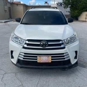 2019 Toyota HIGHLANDER LE 照片 8