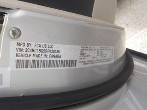 CHRYSLER PACIFICA TOURING L - 7