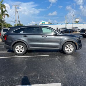 صورة 6 لـ 2023 KIA SORENTO LX