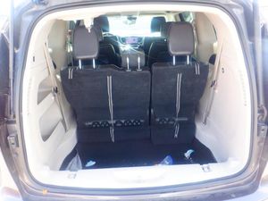 CHRYSLER PACIFICA TOURING L - 6