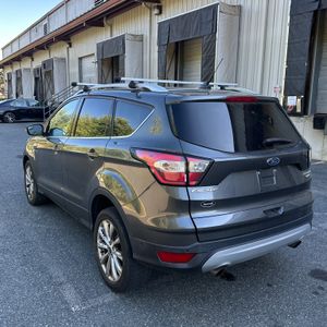 FORD ESCAPE TITANIUM - 3