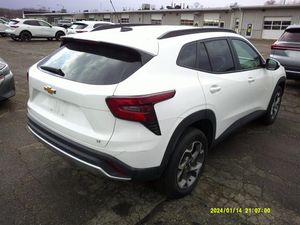 CHEVROLET TRAX LT - 2