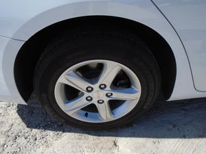 CHEVROLET MALIBU LT - 9