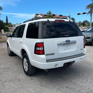 Ford Explorer XLT - 3