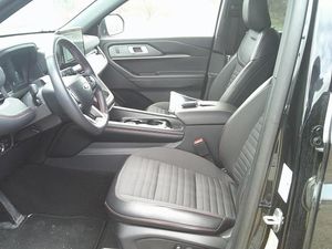 FORD EXPLORER ST-LINE - 3