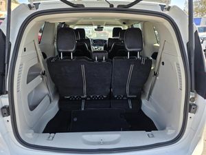 CHRYSLER PACIFICA TOURING L - 6