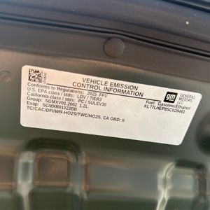 2025 Chevrolet TRAX LT thumbnail 36