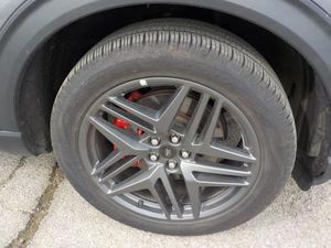 FORD EXPLORER ST-LINE - 10