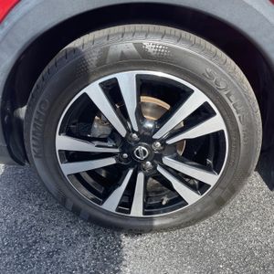 Nissan Kicks SV - 10